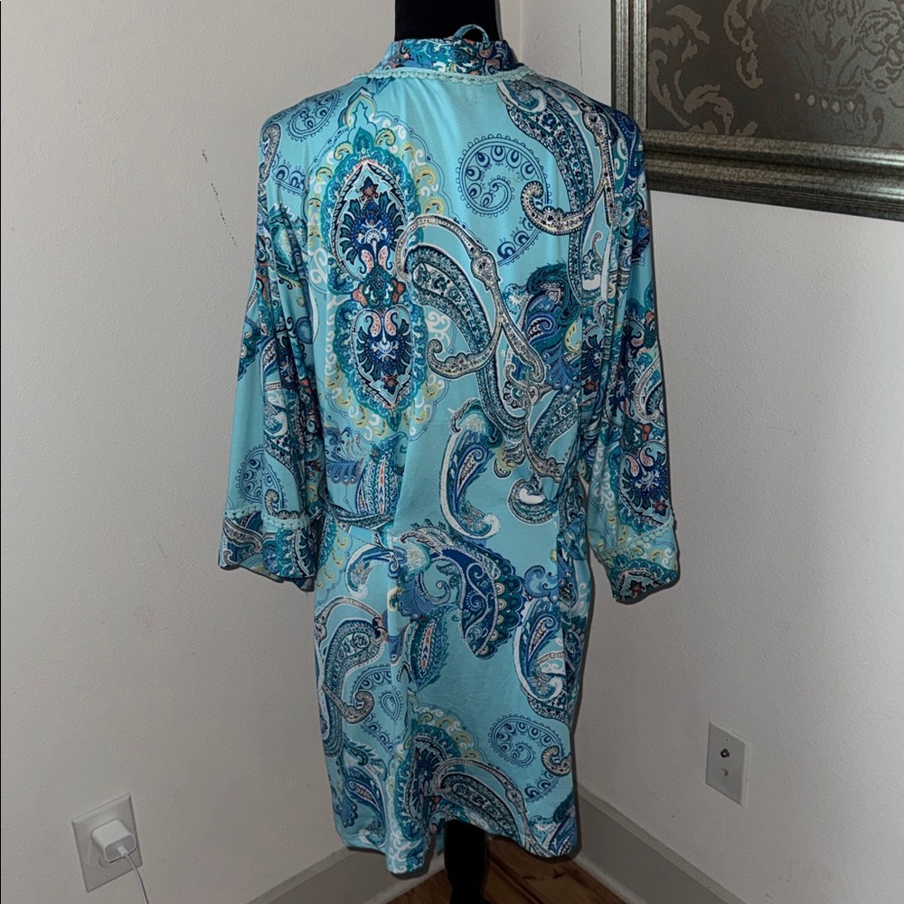 In Bloom by Jonquil Blue Paisley wrap around kimono Robe Sz‎ 1X - Picture 4 of 6